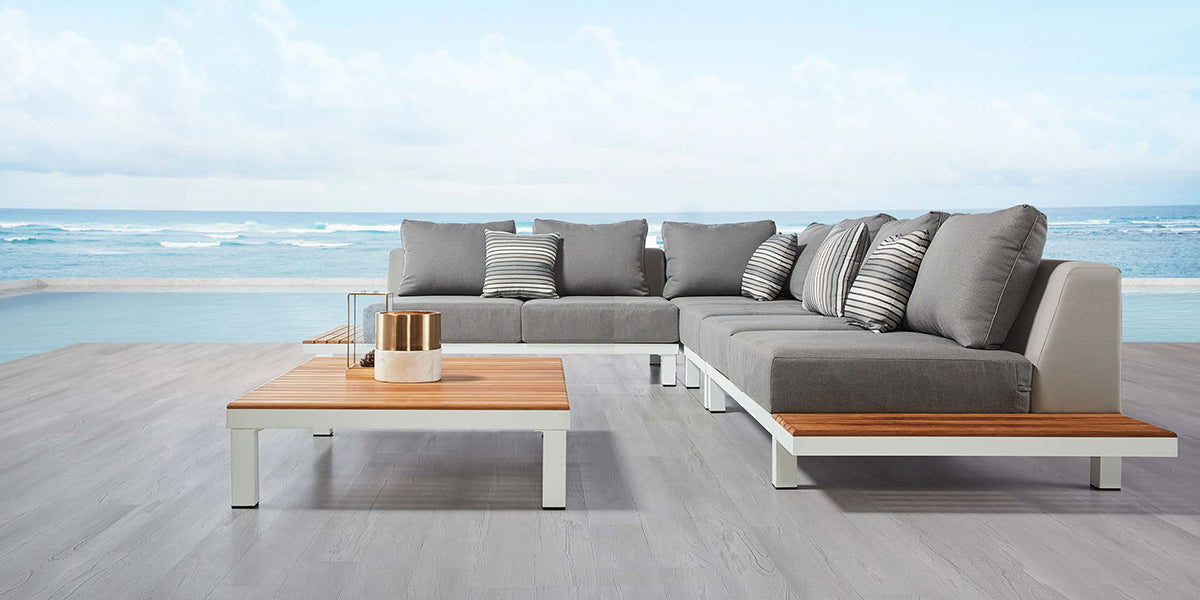 Sectional Sofas and couches in Winnipeg