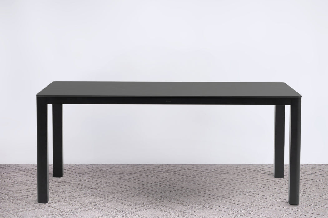 Hampshire Dining Table