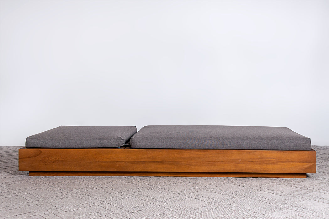 Kinta Outdoor Chaise Lounge