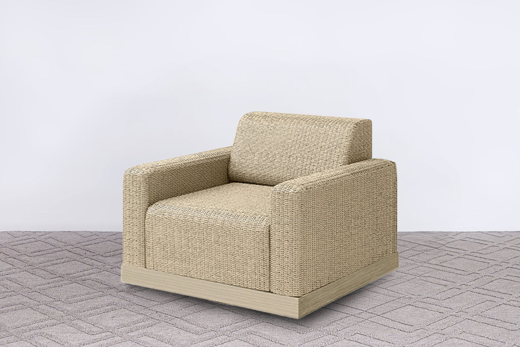 Grande Swivel Chair
