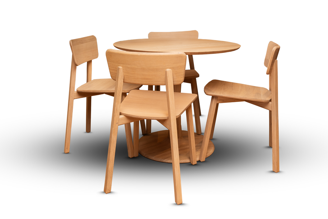 36” Oak Torsion Dining table w/ 4 x Oak Casale Chairs