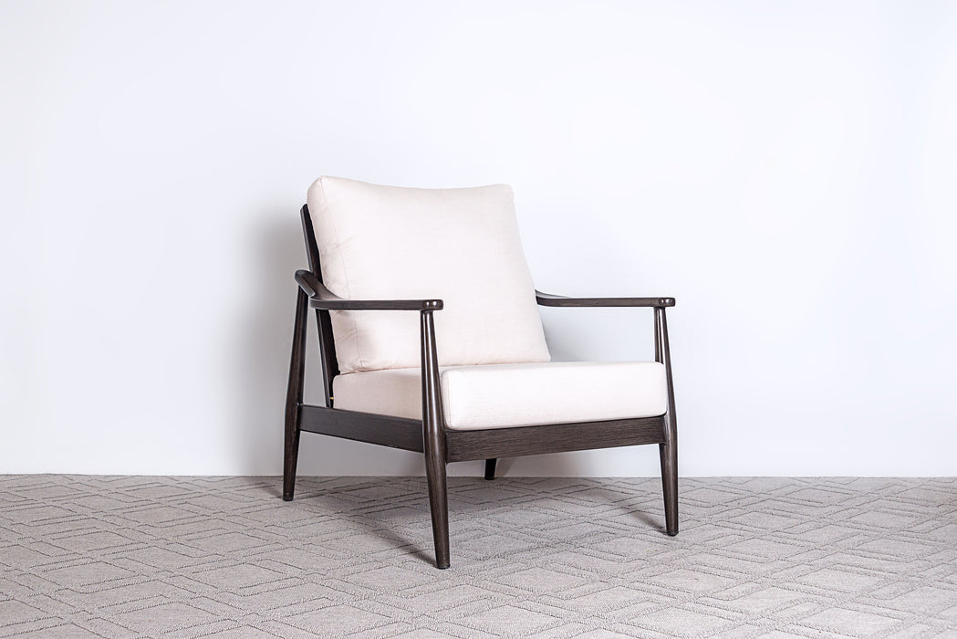 Bolano Club Chair