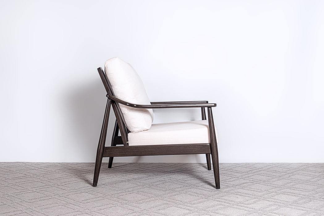 Bolano Club Chair