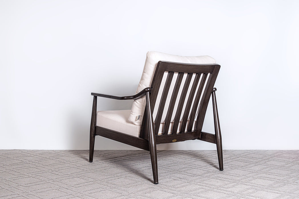 Bolano Club Chair