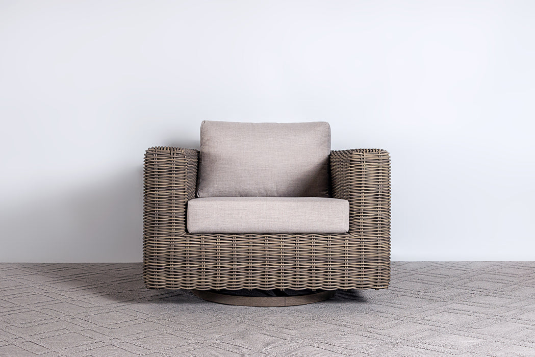 Cubo Swivel Gliding Club Chair w/2 Armrest Tables