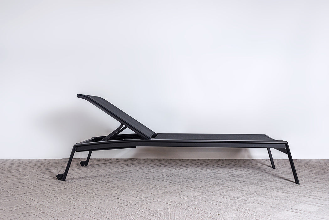 Lyon Chaise Lounge