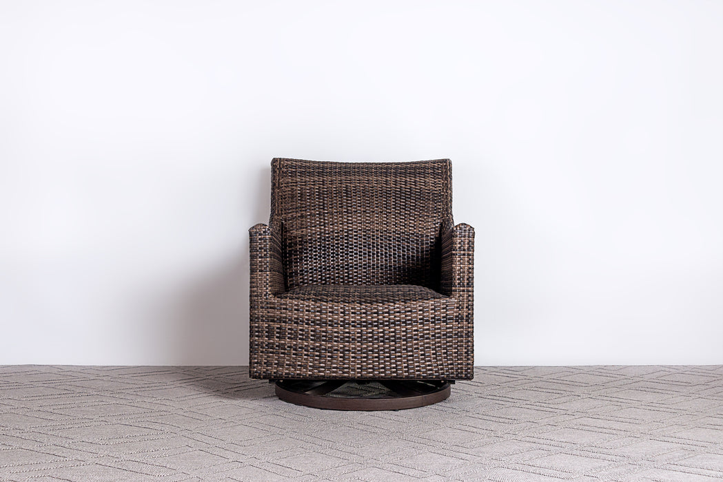 Biltmore Swivel Club Chair