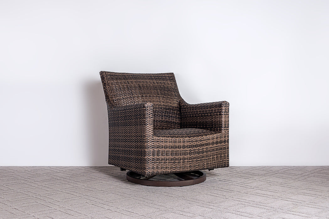 Biltmore Swivel Club Chair