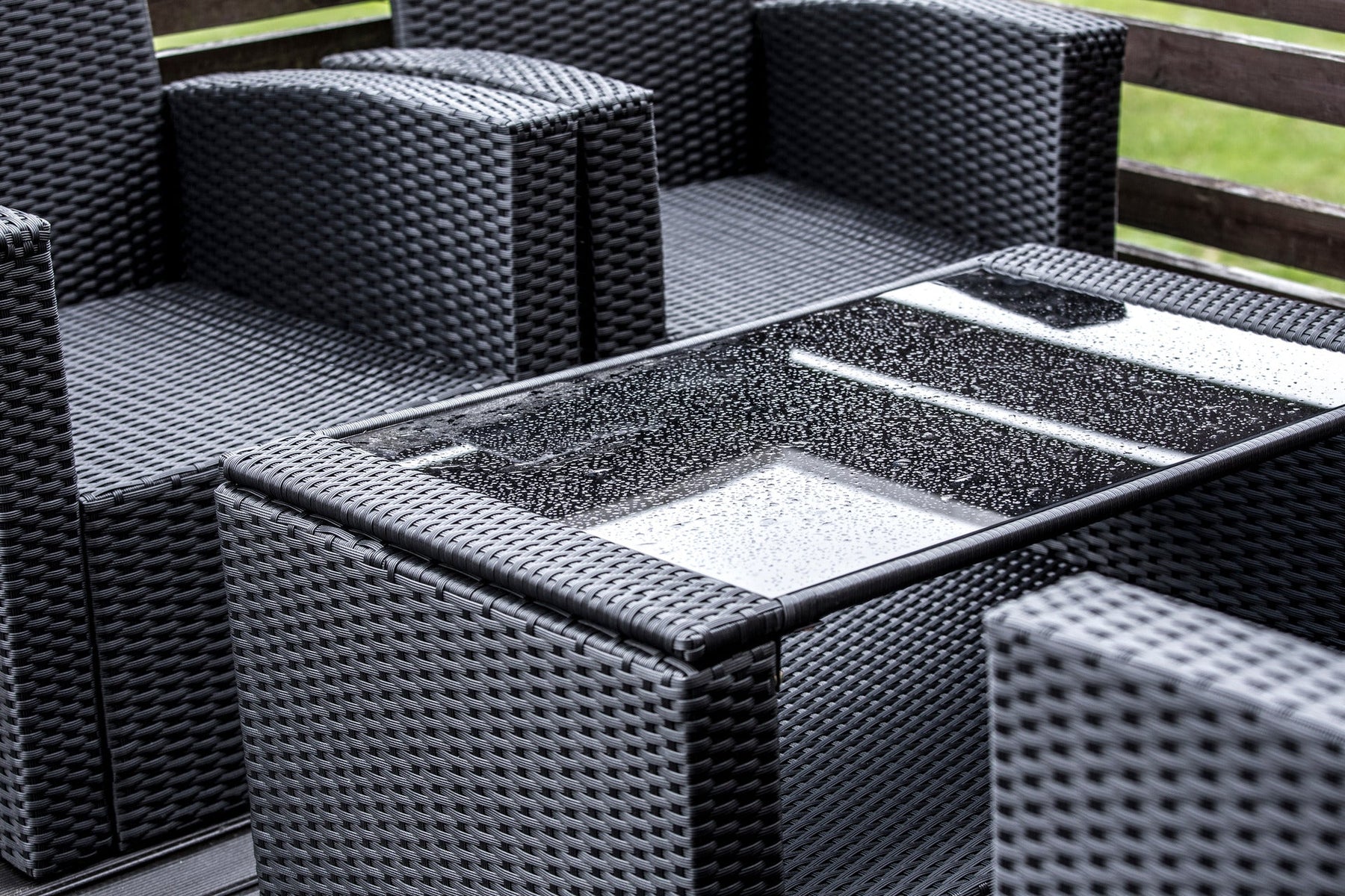Outdoor Furniture That Can Handle Spring Rain and Changing Weather