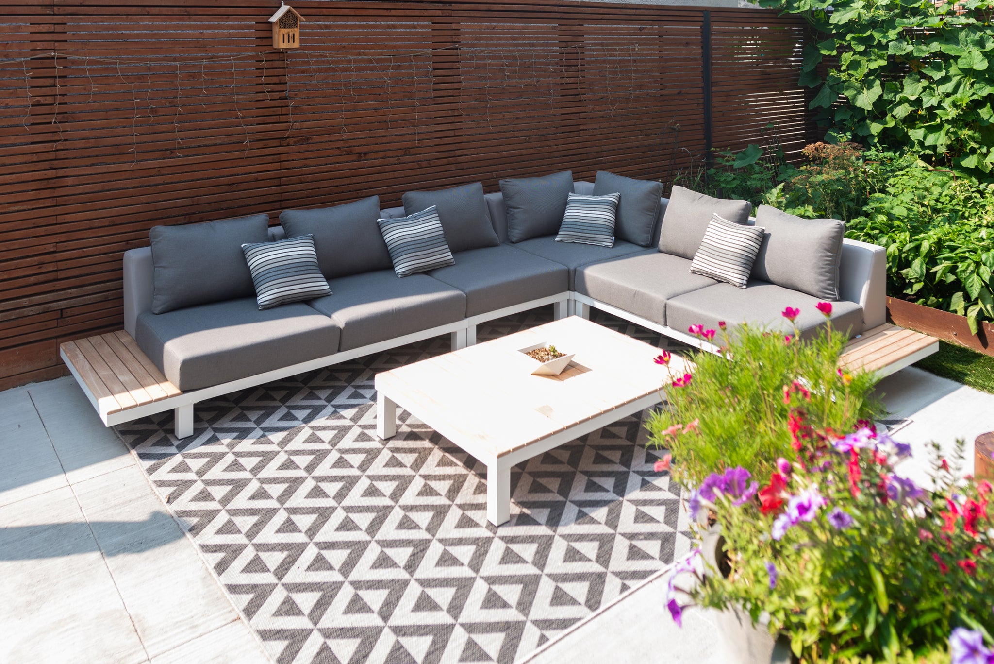 Sectional Sofas Winnipeg — Luxe Furniture Company