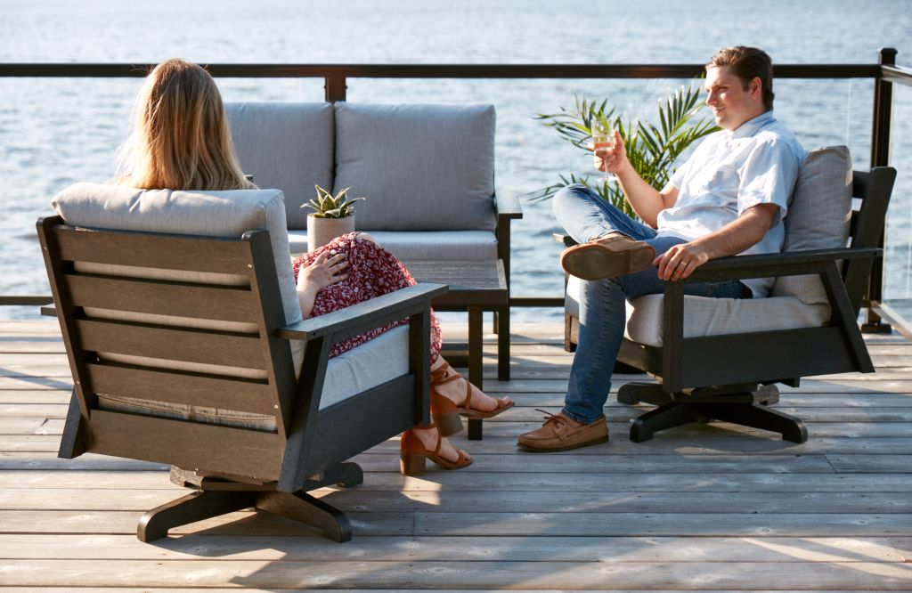 Tofino Swivel Club Chair