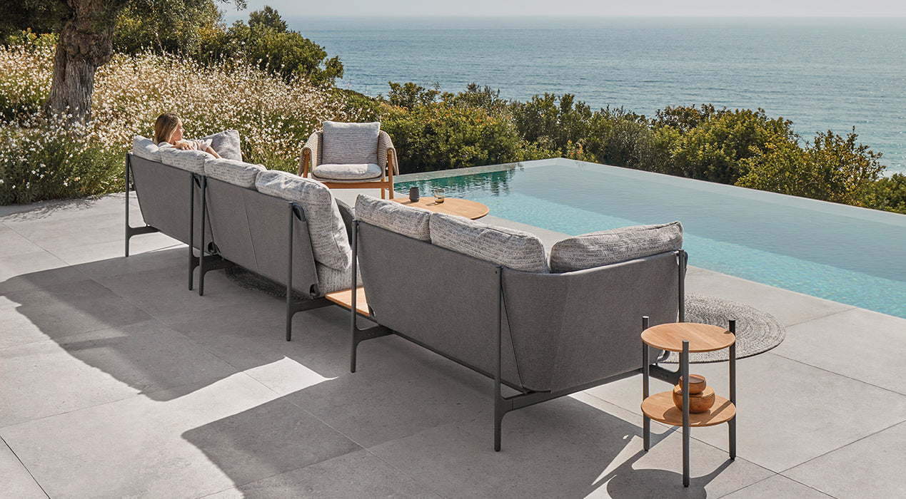 Grand Sail 6 Seat Sectional