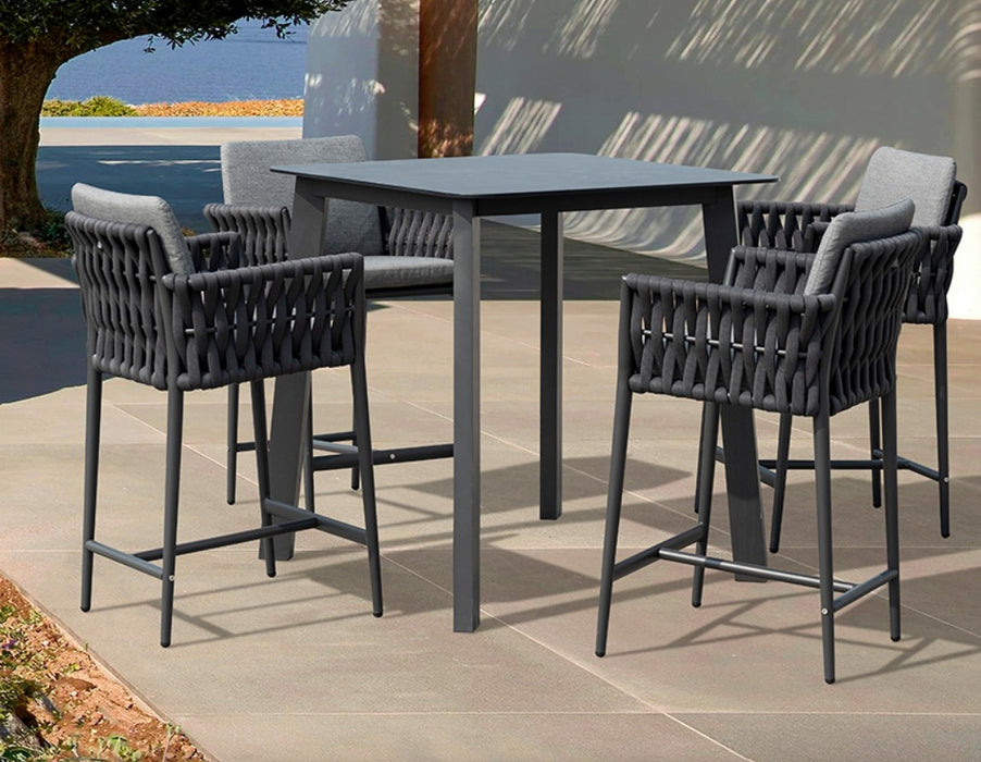 Hug Bar Stool