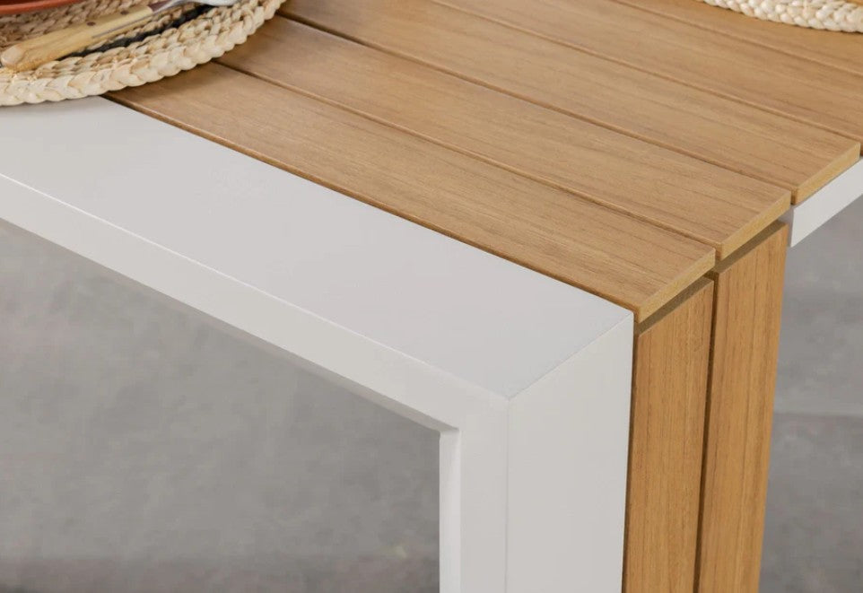 Transformer Outdoor Dining Table