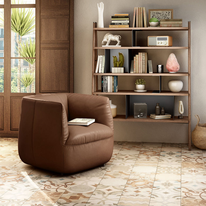 Wally Swivel Chair