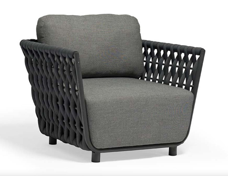 Hug Club Chair
